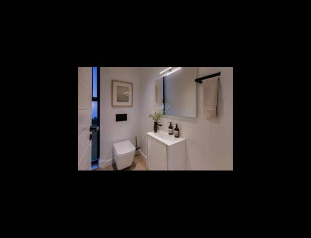 4 BEDROOM HOUSE FOR SALE IN SEATON ESTATE